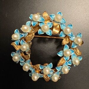 Vintage Blue Flower and Pearl Brooch